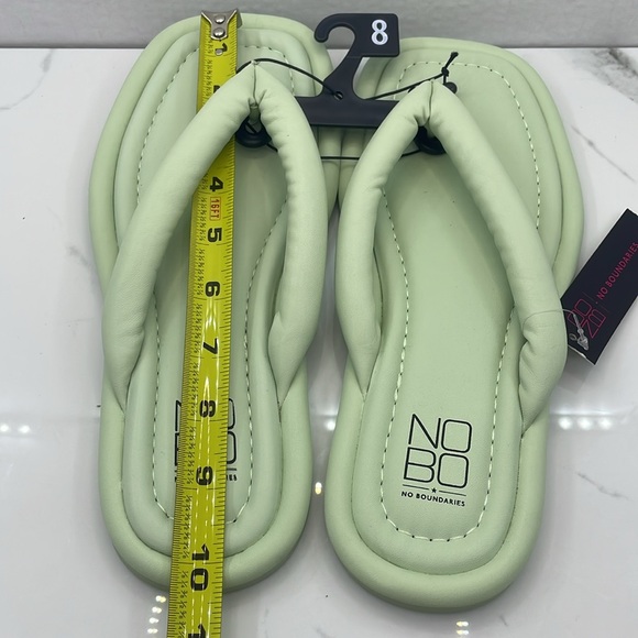 Mint - Puffy Flip Flops from No Boundaries - Picture 6 of 9